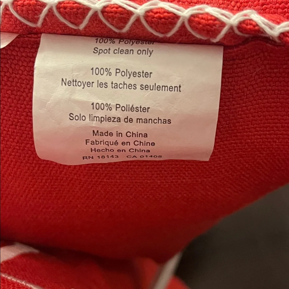 Ralph Lauren Set of 2 Indoor / Outdoor Pillows 20”x20” new red / tomato Patio